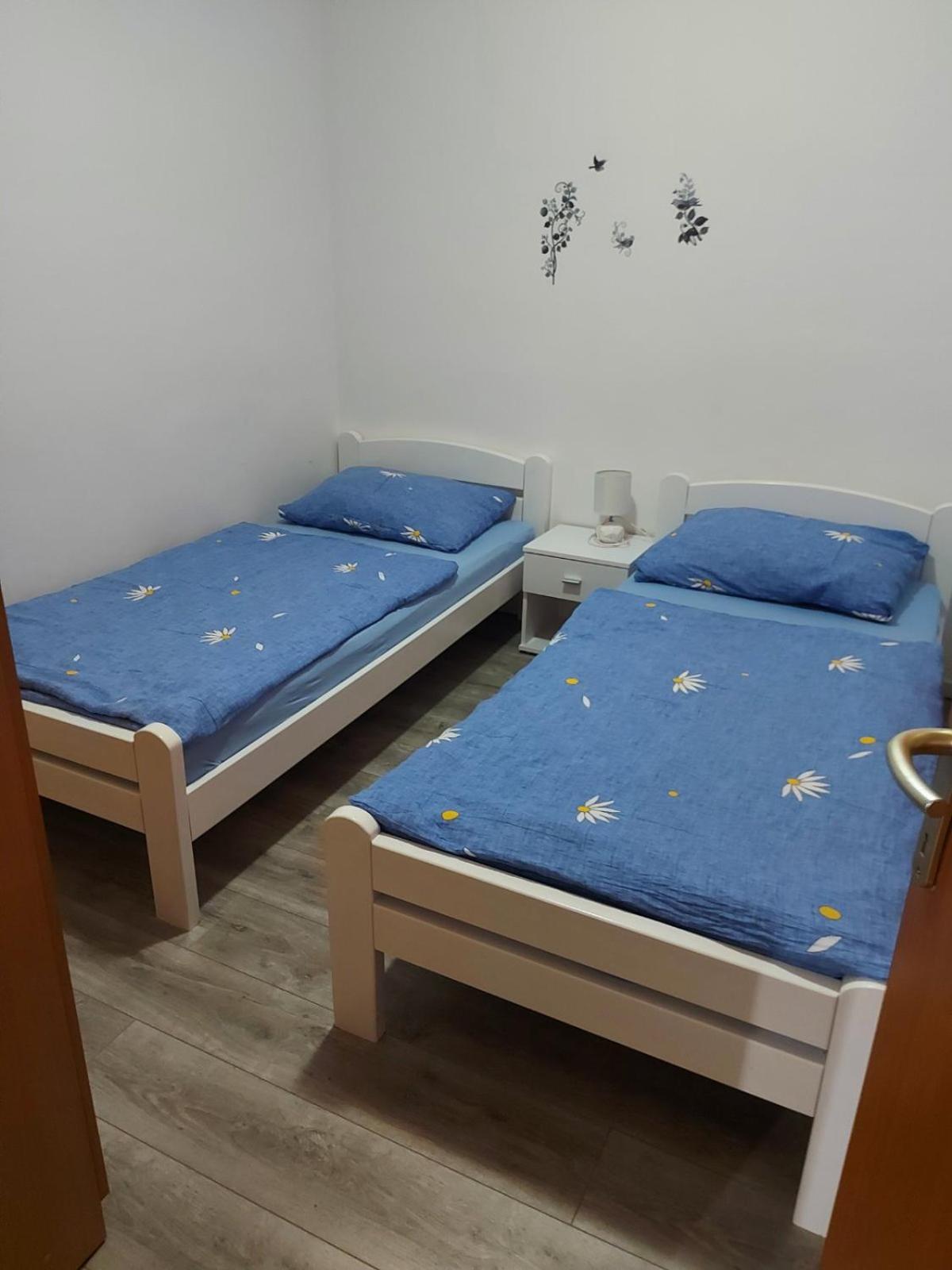Apartment Mirjana 2 Rijeka Bagian luar foto